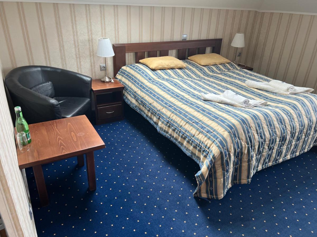 Hotel Krusnohorsky Dvur Cínovec Eksteriør bilde