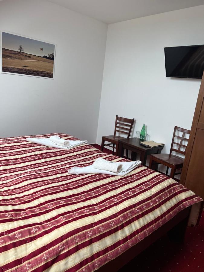 Hotel Krusnohorsky Dvur Cínovec Eksteriør bilde